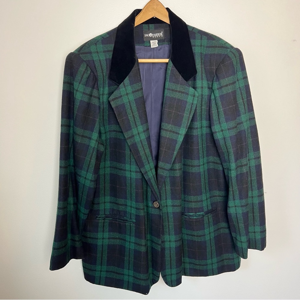 Vintage Sag Harbor Christmas Tartan Plaid Blazer with Black Velvet Collar Woman - Picture 10 of 10